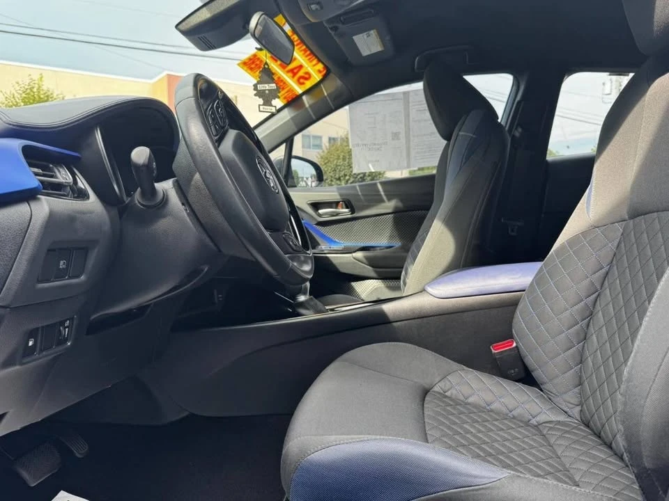 2022 Toyota C-HR - Image 10 of 20