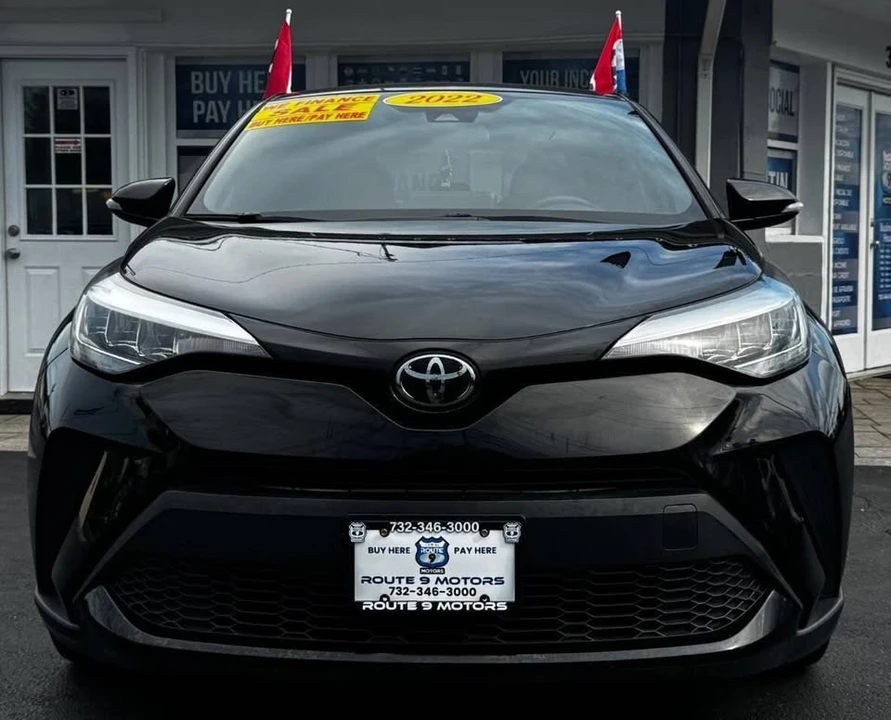2022 Toyota C-HR - Image 2 of 20