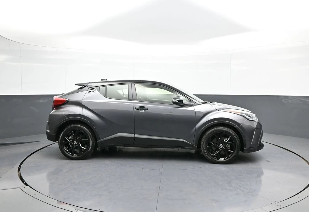 2022 Toyota C-HR - Image 5 of 12