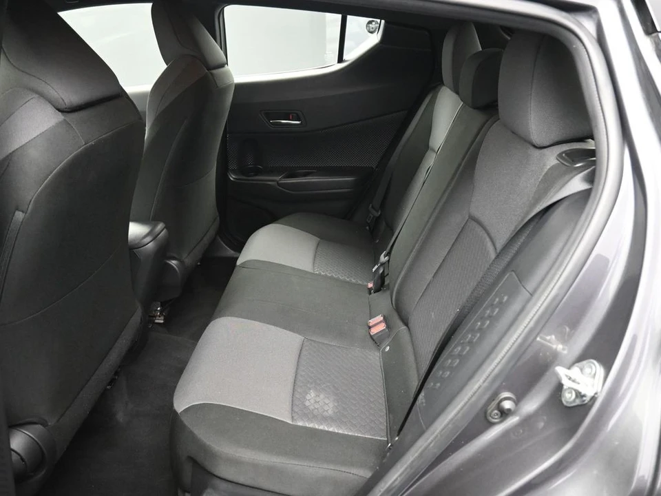 2022 Toyota C-HR - Image 20 of 21