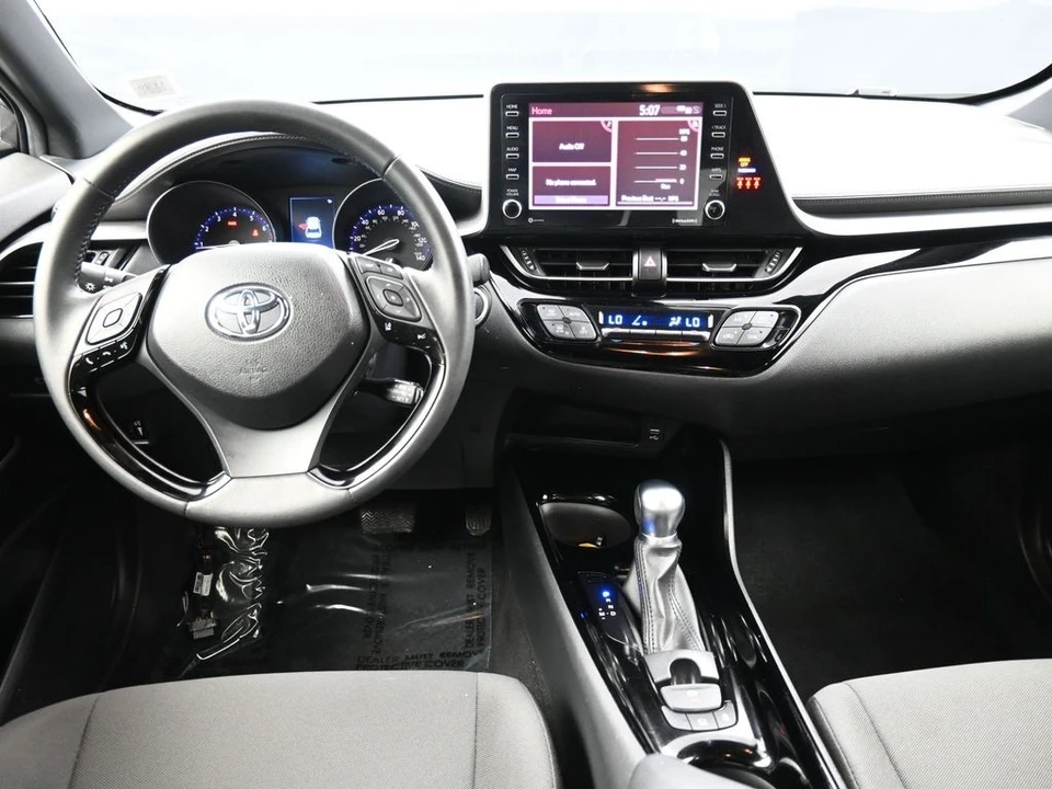 2022 Toyota C-HR - Image 19 of 21