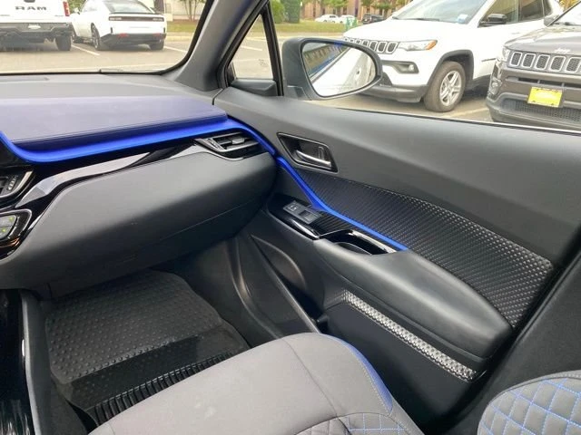 2022 Toyota C-HR - Image 12 of 20