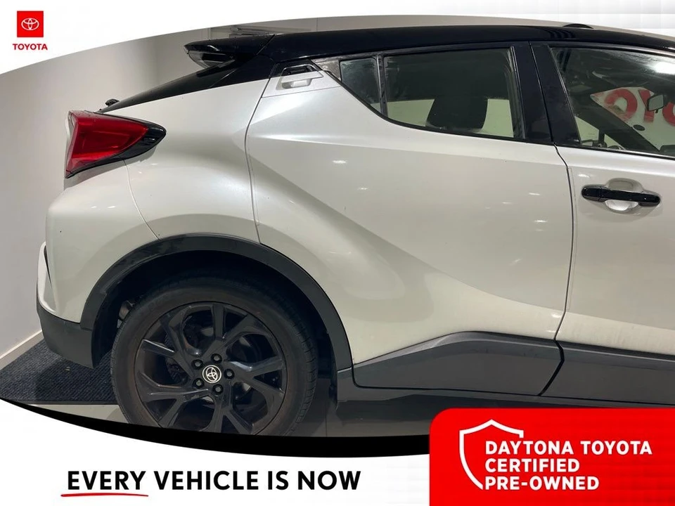 2022 Toyota C-HR - Image 3 of 10