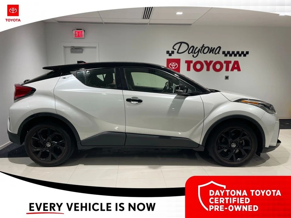 2022 Toyota C-HR - Image 2 of 10
