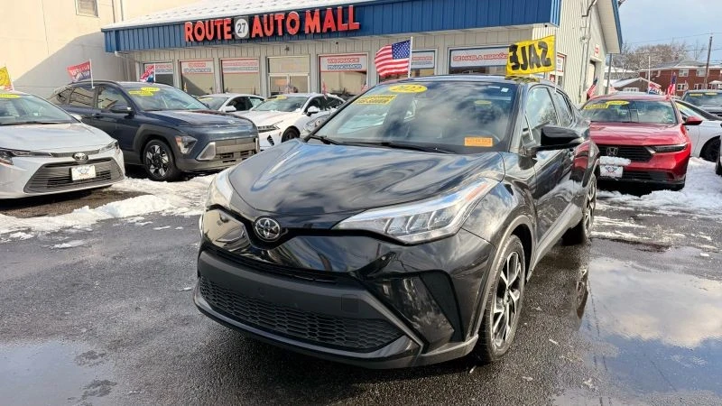 2022 Toyota C-HR - Image 4 of 12