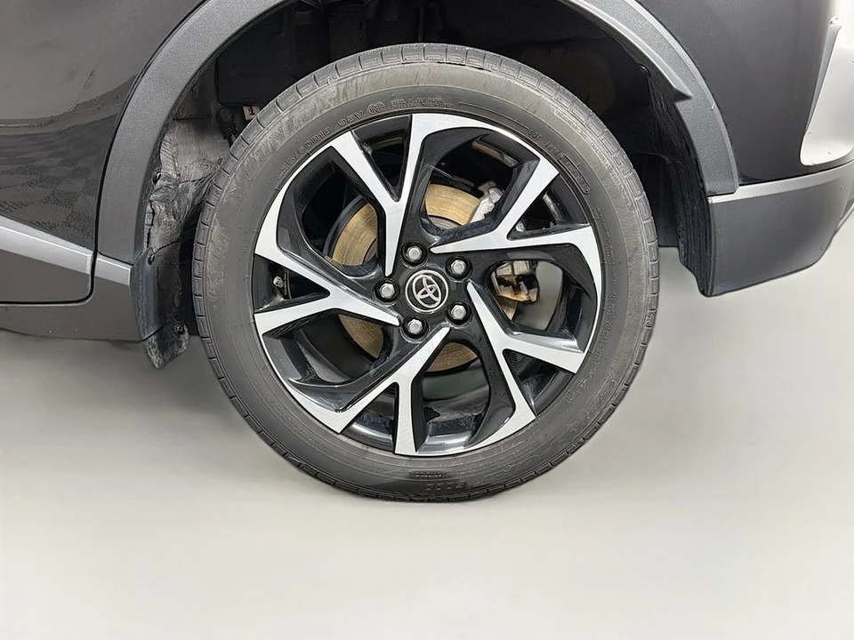 2022 Toyota C-HR - Image 30 of 31