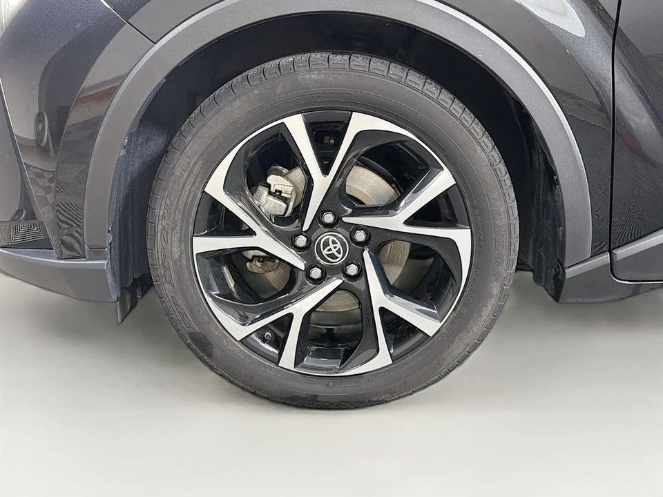 2022 Toyota C-HR - Image 29 of 31