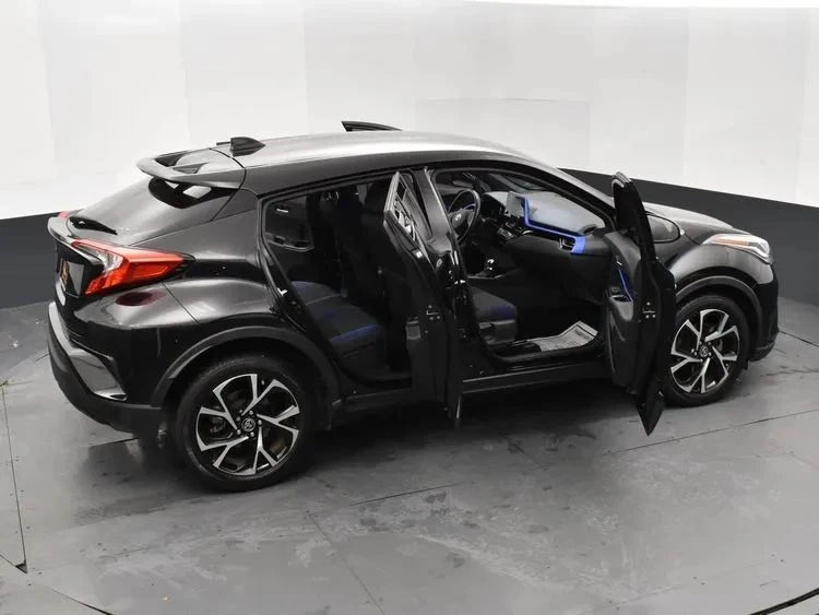 2022 Toyota C-HR - Image 6 of 12