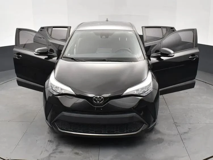 2022 Toyota C-HR - Image 10 of 12