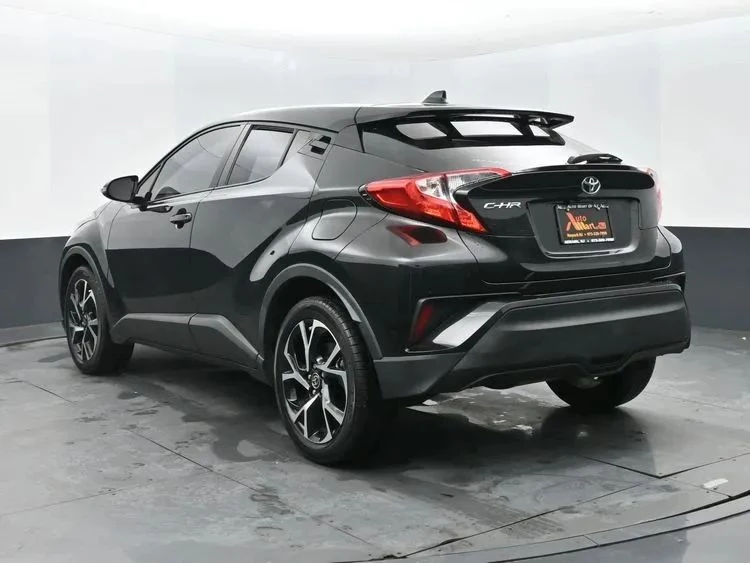 2022 Toyota C-HR - Image 9 of 12