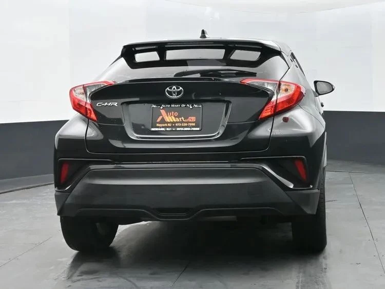 2022 Toyota C-HR - Image 8 of 12