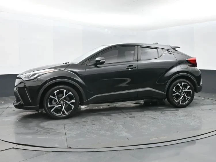 2022 Toyota C-HR - Image 5 of 12
