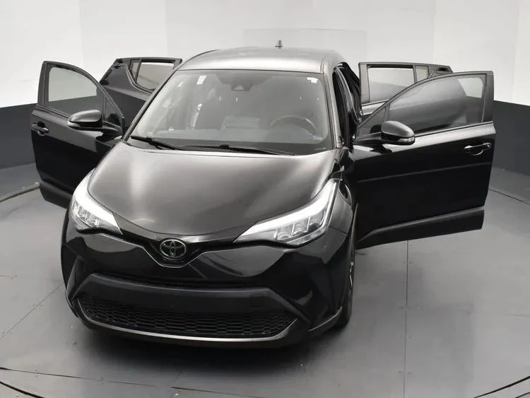 2022 Toyota C-HR - Image 10 of 12