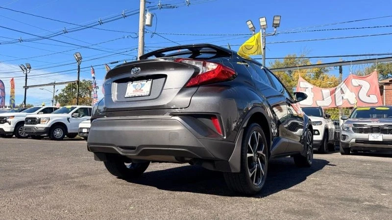 2022 Toyota C-HR - Image 12 of 12