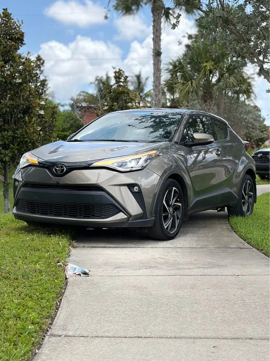 2022 Toyota C-HR - Image 4 of 18