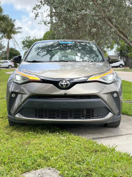 2022 Toyota C-HR - Image 5 of 18