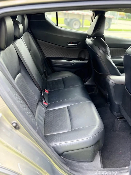 2022 Toyota C-HR - Image 14 of 18