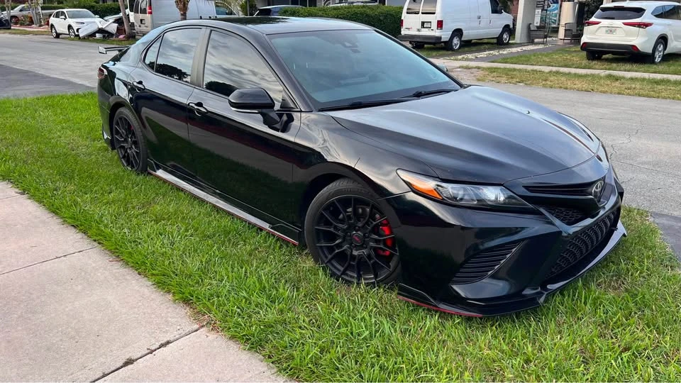 2022 Toyota Camry 8th Gen - Image 2 of 11
