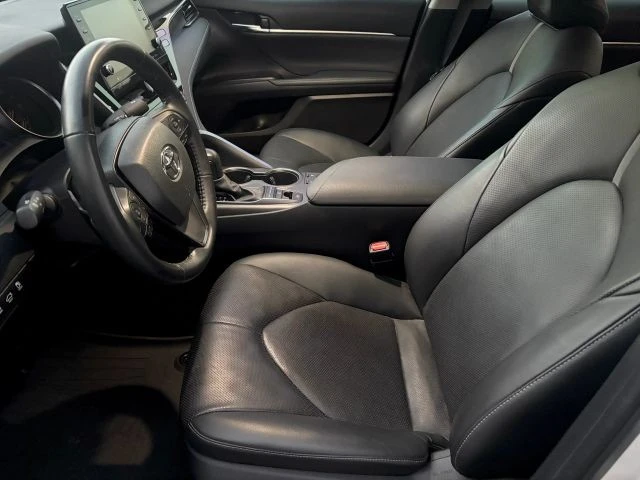 2022 Toyota Camry 8th Gen - Image 10 of 13