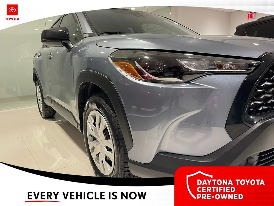 2022 Toyota Corolla Cross - Image 2 of 12