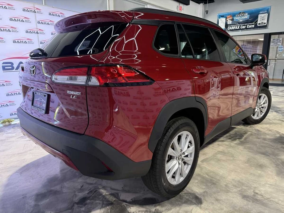 2022 Toyota Corolla Cross - Image 8 of 21