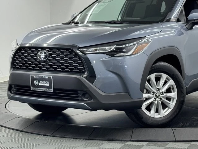 2022 Toyota Corolla Cross - Image 3 of 12
