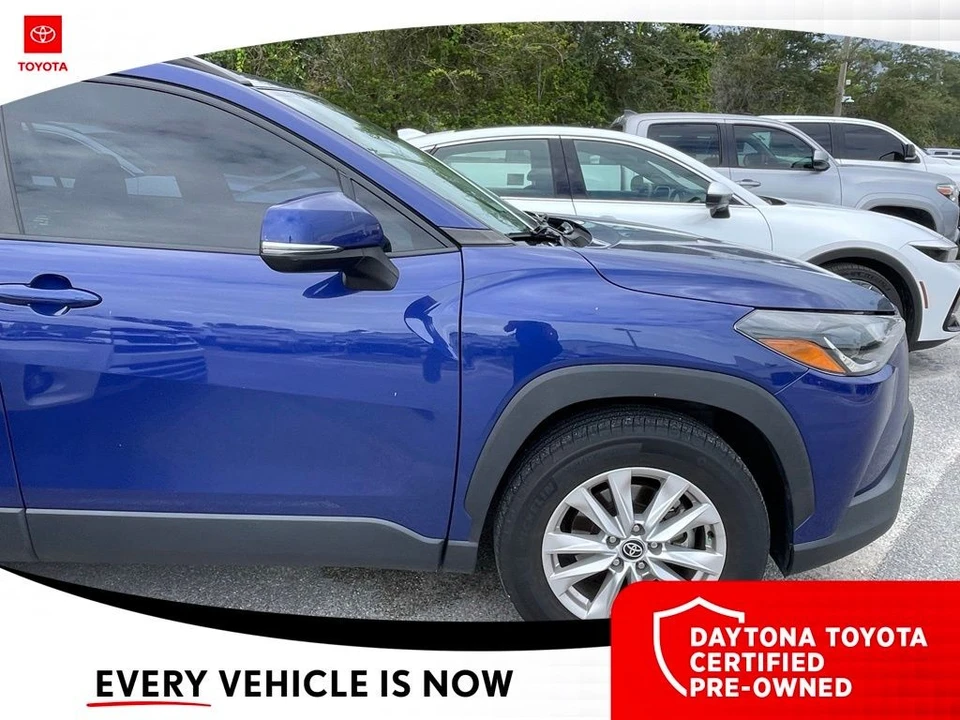 2022 Toyota Corolla Cross - Image 8 of 10