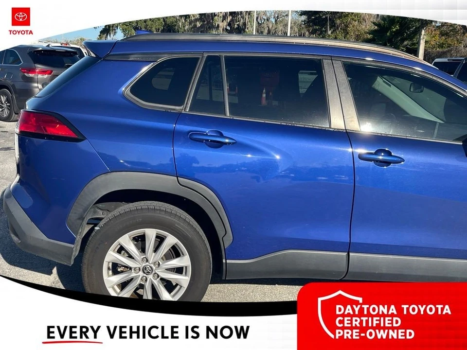 2022 Toyota Corolla Cross - Image 10 of 10