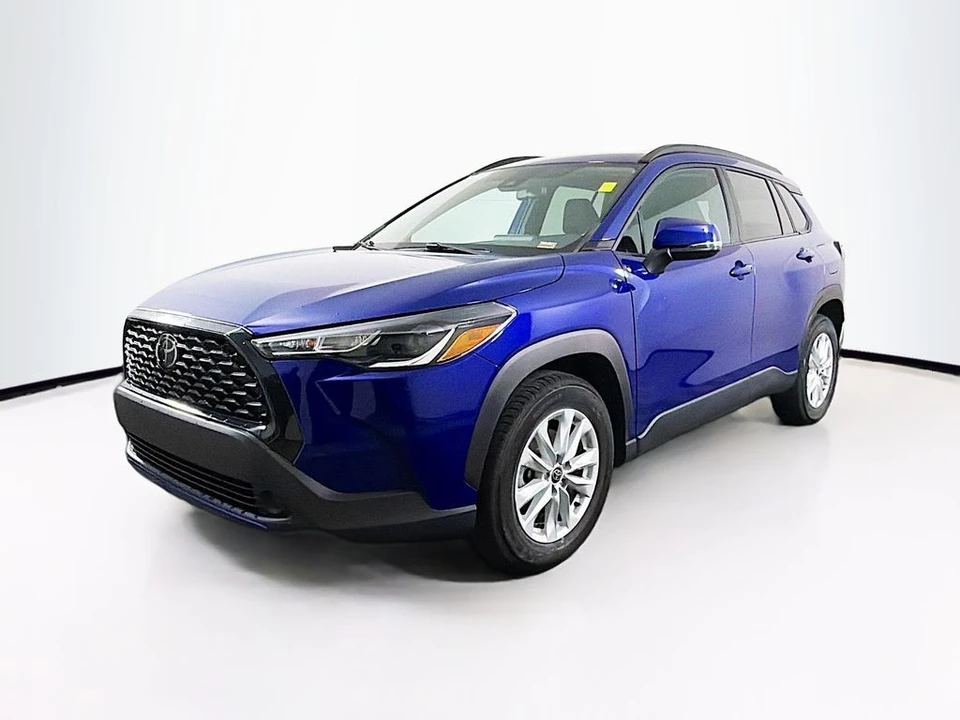 2022 Toyota Corolla Cross - Image 3 of 21