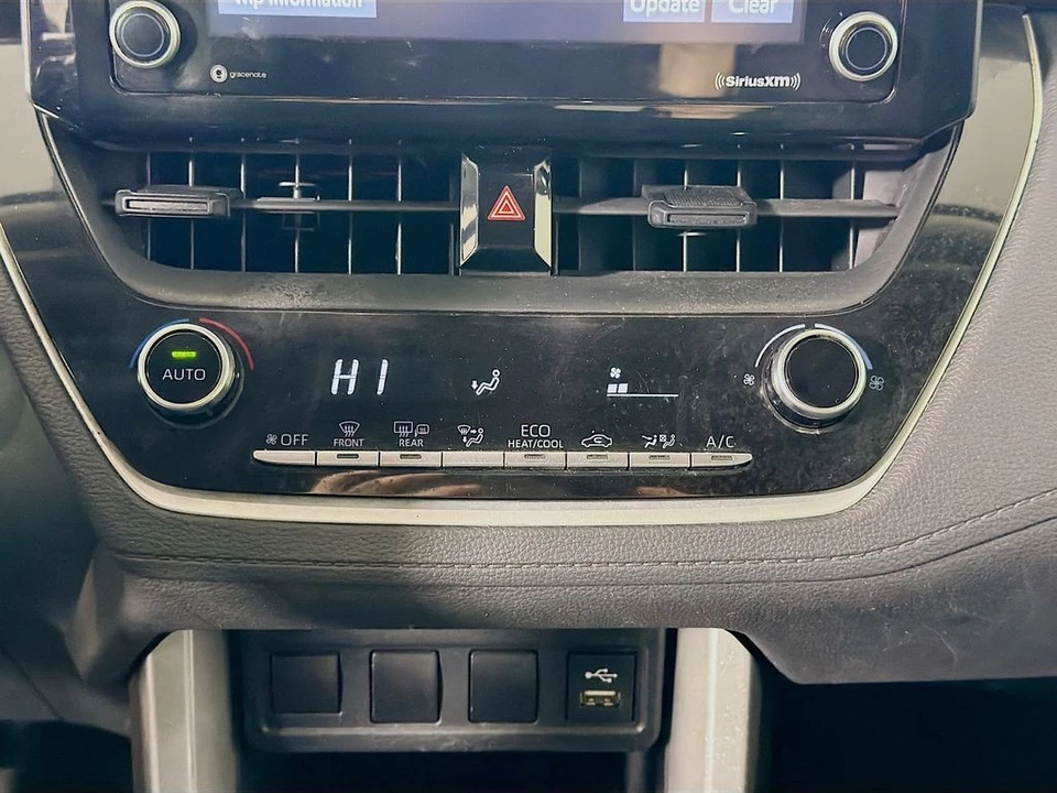 2022 Toyota Corolla Cross - Image 18 of 21