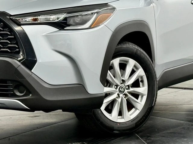 2022 Toyota Corolla Cross - Image 4 of 21