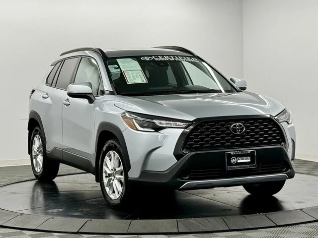 2022 Toyota Corolla Cross - Image 6 of 21