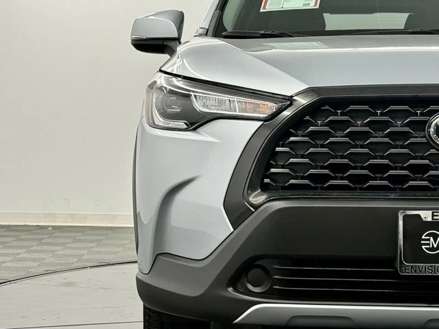 2022 Toyota Corolla Cross - Image 7 of 21