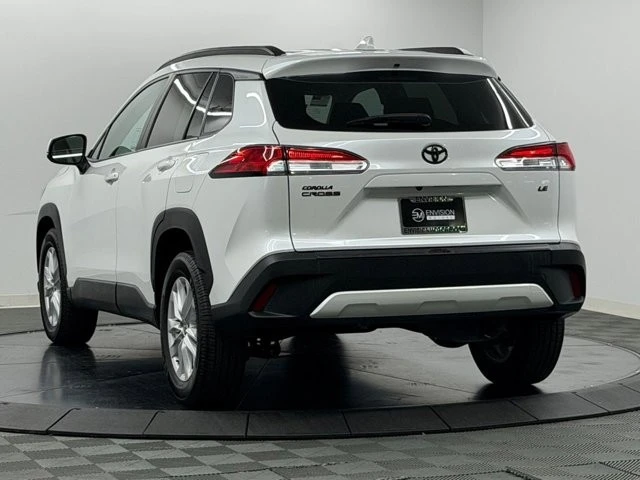 2022 Toyota Corolla Cross - Image 10 of 21