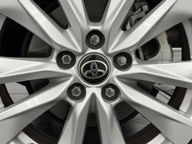 2022 Toyota Corolla Cross - Image 15 of 21