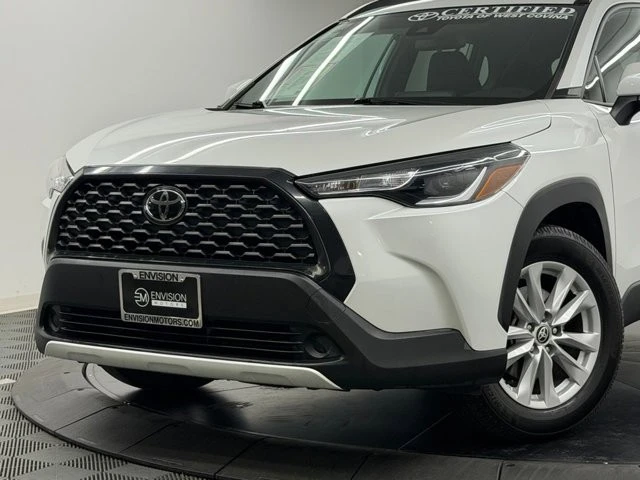 2022 Toyota Corolla Cross - Image 3 of 21