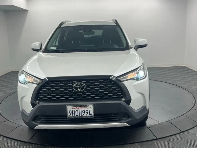 2022 Toyota Corolla Cross - Image 5 of 9