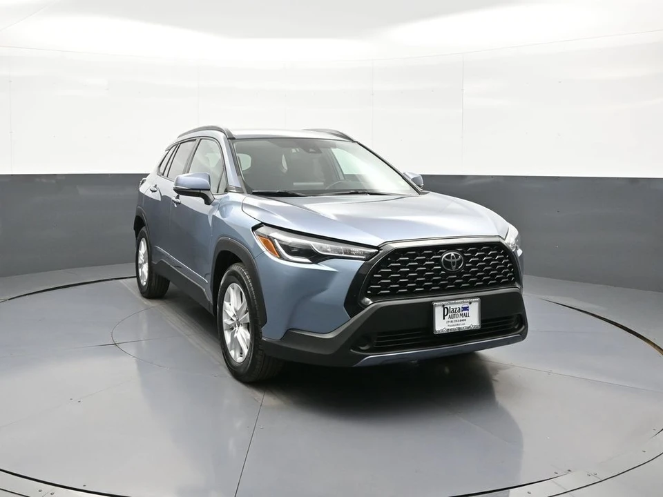 2022 Toyota Corolla Cross - Image 3 of 31