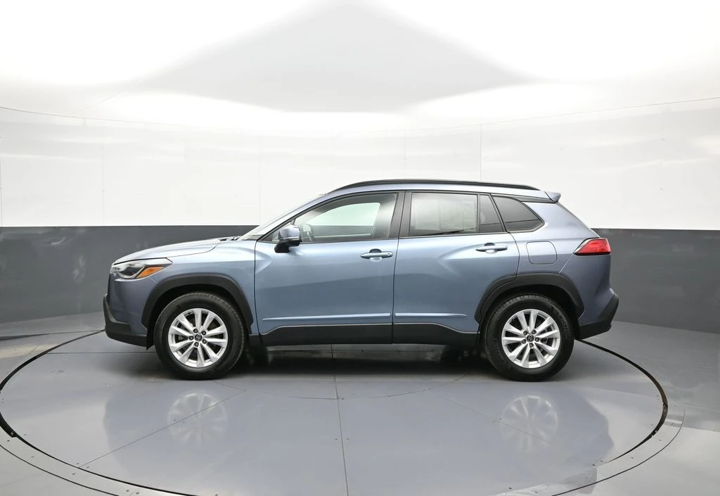 2022 Toyota Corolla Cross - Image 9 of 31