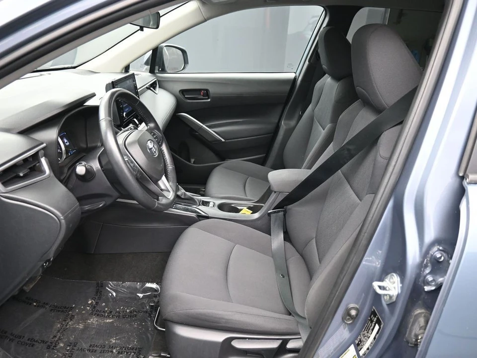 2022 Toyota Corolla Cross - Image 18 of 31
