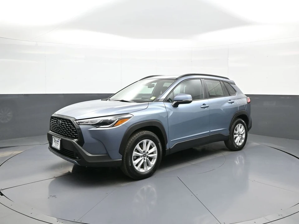 2022 Toyota Corolla Cross - Image 10 of 31