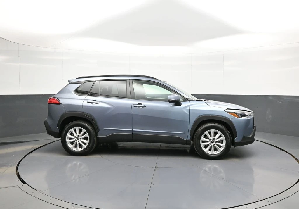 2022 Toyota Corolla Cross - Image 5 of 31