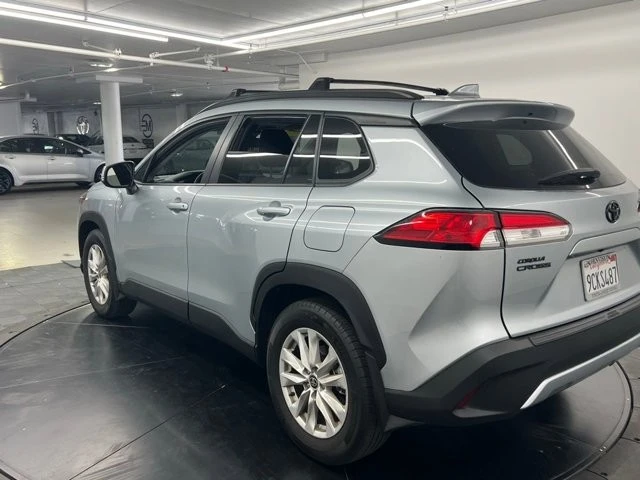 2022 Toyota Corolla Cross - Image 4 of 8