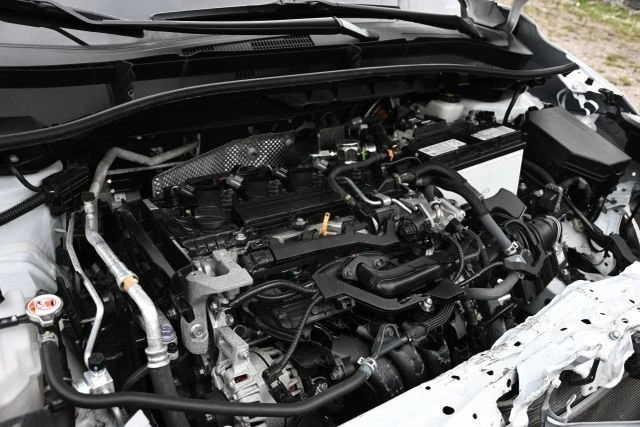 2022 Toyota Corolla Cross - Image 18 of 20