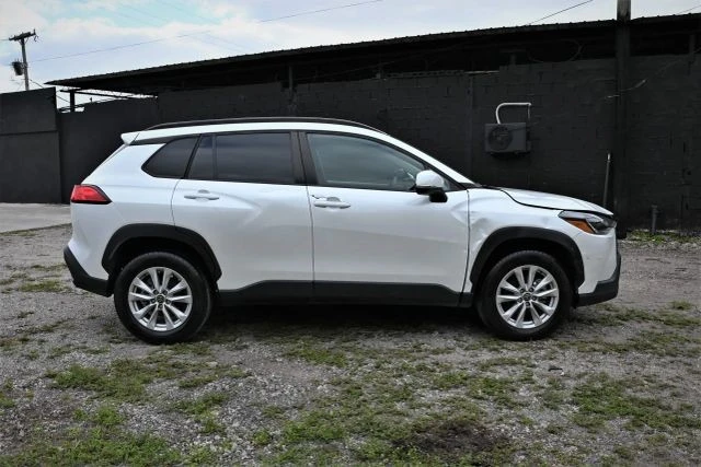 2022 Toyota Corolla Cross - Image 7 of 20