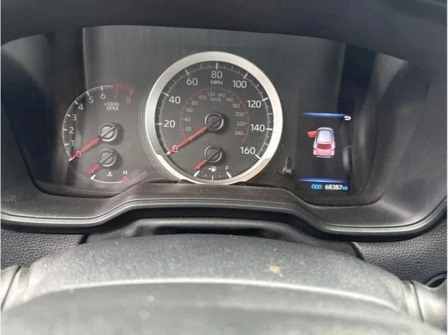 2022 Toyota Corolla Cross - Image 9 of 10