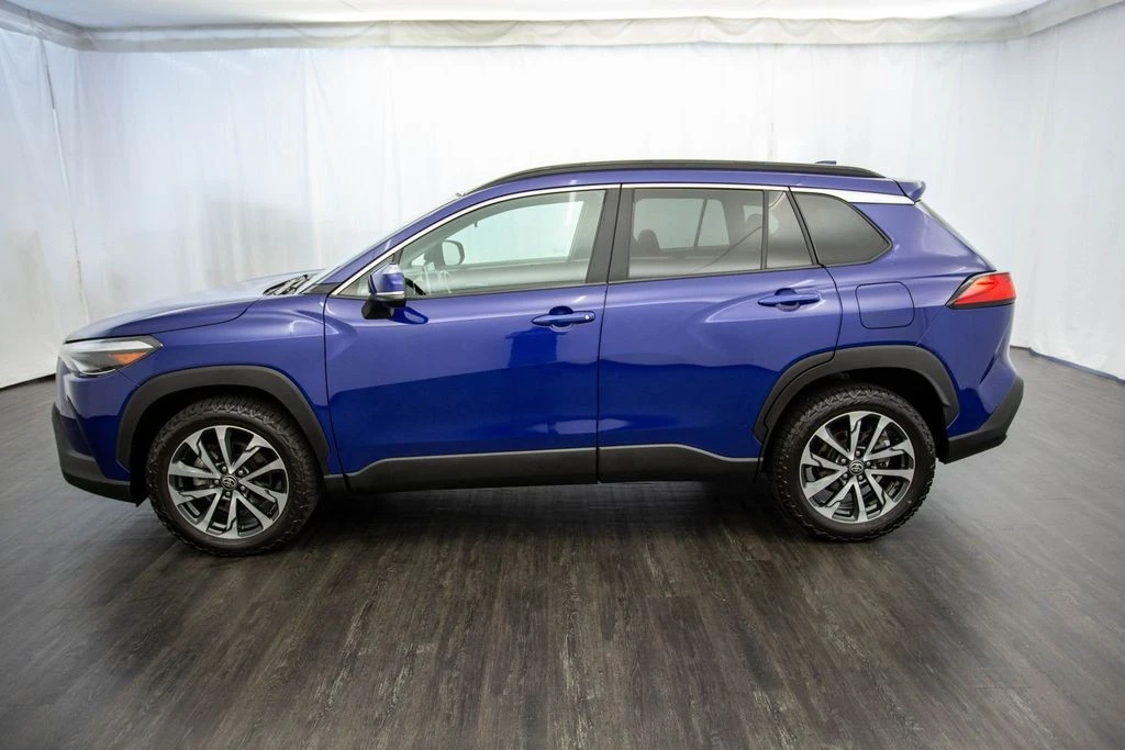 2022 Toyota Corolla Cross - Image 7 of 12