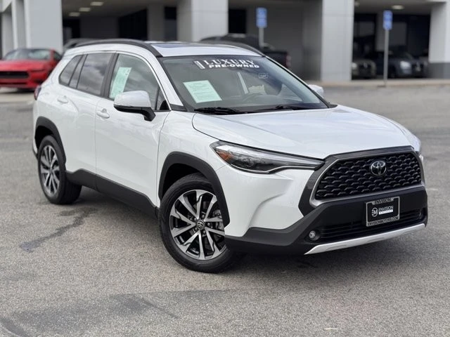 2022 Toyota Corolla Cross - Image 2 of 12