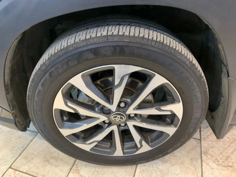 2022 Toyota Corolla Cross - Image 11 of 12