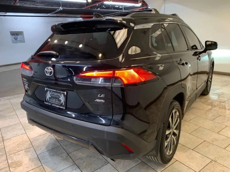 2022 Toyota Corolla Cross - Image 7 of 12